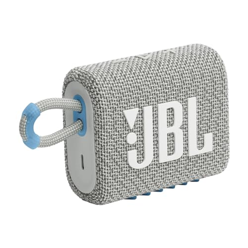 JBL GO 3 Eco – Kleine Bluetooth Box aus recyceltem Material in Weiß – Wasserfester, tragbarer Lautsprecher für unterwegs – Bis zu 5h Wiedergabezeit mit nur einer Akkuladung